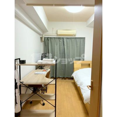 BraTTo京都烏丸【Wi-Fi無料💻】烏丸御池駅まで1分｜家具家電付き｜すぐに暮らせる快適ルーム♪の物件写真2