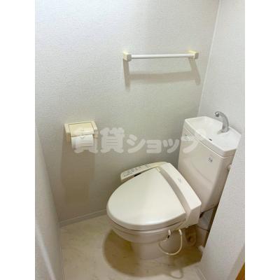 BraTTo京都烏丸【Wi-Fi無料💻】烏丸御池駅まで1分｜家具家電付き｜すぐに暮らせる快適ルーム♪の物件写真5