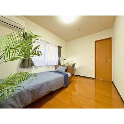 🍀グランマンスリー🍀 太田浜町Ⅲ 2F☑️広々1LDK🌈2名入居可👫◎バス🛁トイレ別✨太田駅🚉まで徒歩🚶‍♂️7分🎵の物件写真1