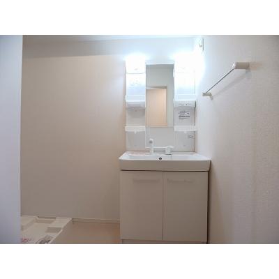 プレズィール　ジプソフィラ 201【管理NO：1-022996001-02010】 ★家具家電は申し込み後に搬入します★の物件写真6