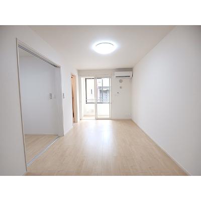 ル・ボナール　Ａ 102【管理NO：1-024729501-01020】 ★家具家電は申し込み後に搬入します★の物件写真2