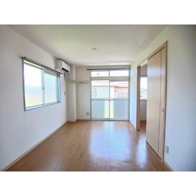 サニーコート長地 201【管理NO：1-007271601-02010】 ★家具家電は申し込み後に搬入します★の物件写真2