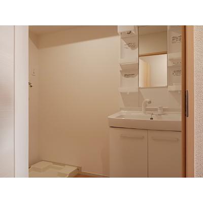 グリーンビーチⅠ 201【管理NO：1-020775901-02010】 ★家具家電は申し込み後に搬入します★の物件写真6