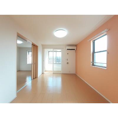 apartment 富山県黒部市田家新５１７ 

↓地図はこちらから