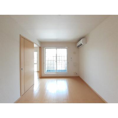 セレッソ 201【管理NO：1-015336901-02010】 ★家具家電は申し込み後に搬入します★の物件写真2