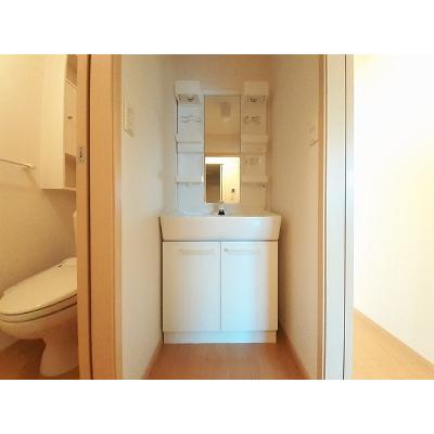 セレッソ 201【管理NO：1-015336901-02010】 ★家具家電は申し込み後に搬入します★の物件写真6