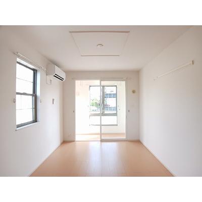 apartment 富山県魚津市平伝寺３０６－１ 

↓地図はこちらから