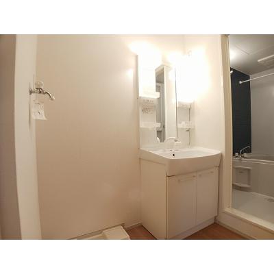 apartment 富山県魚津市平伝寺３０６－１ 

↓地図はこちらから