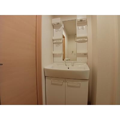 スプランドゥールⅡ 202【管理NO：1-017877501-02020】 ★家具家電は申し込み後に搬入します★の物件写真6