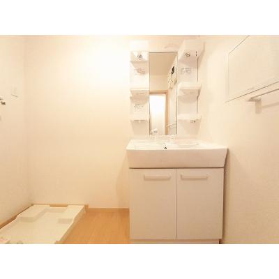 サンフラワー・ガーデン 202【管理NO：1-016770301-02020】 ★家具家電は申し込み後に搬入しますの物件写真6