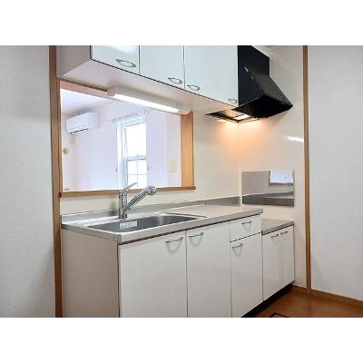 フォンターナ 104【管理NO：1-014375001-01040】 ★家具家電は申し込み後に搬入します★の物件写真3