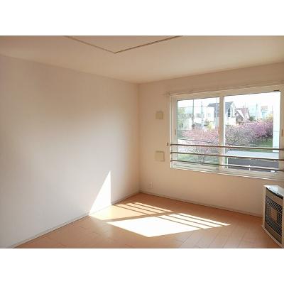 Ａｅｒｉｅ（エーリ） 201【管理NO：1-018800901-02010】 ★家具家電は申し込み後に搬入します★ ★2026年11月中旬入居可能★の物件写真2