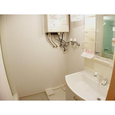 apartment 北海道岩見沢市大和１条３丁目７番１－２ 

↓地図はこちらから