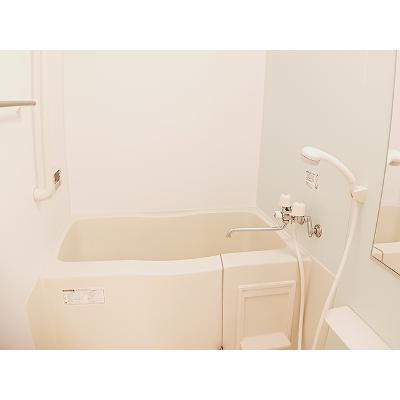 ジェルメブリーゼ 101【管理NO：1-017345101-01010】 ★家具家電は申し込み後に搬入します★の物件写真4