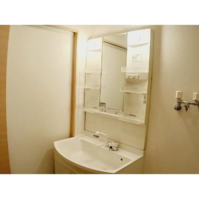 apartment 北海道岩見沢市大和４条７丁目４４ 

↓地図はこちらから