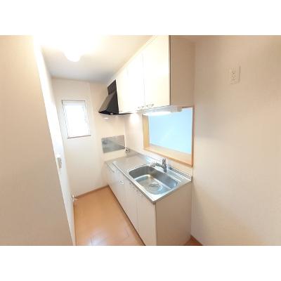 イルミオⅠ 201【管理NO：1-015331201-02010】 ★家具家電は申し込み後に搬入します★の物件写真3
