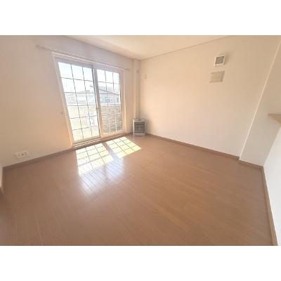 apartment 北海道岩見沢市北本町東３丁目３番２８号 

↓地図はこちらから