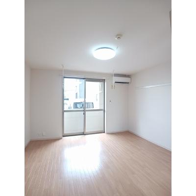 グランシャリオ 102【管理NO：1-099323101-01020】 ★家具家電は申し込み後に搬入しますの物件写真2