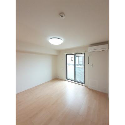 マリッチ西岡Ⅱ 102【管理NO：1-022923401-01020】 ★家具家電は申し込み後に搬入しますの物件写真2
