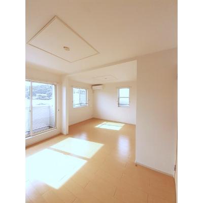 リバーヒル２　Ａ 202【管理NO：1-017525501-02020】 ★家具家電は申し込み後に搬入します★の物件写真2