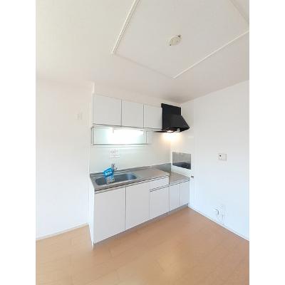 アスランリバーウエストＢ 201【管理NO：1-016734602-02010】 ★家具家電は申し込み後に搬入しますの物件写真3