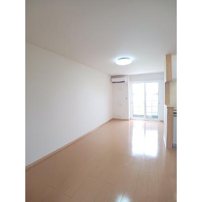 アミックスⅡＣ 103【管理NO：1-016149903-01030】 ★家具家電は申し込み後に搬入しますの物件写真2
