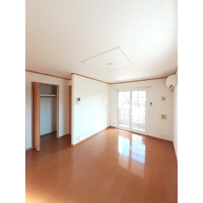 キャトルセゾン 101【管理NO：1-013636001-01010】 ★家具家電は申し込み後に搬入します 2026年08月上旬入居可能の物件写真2
