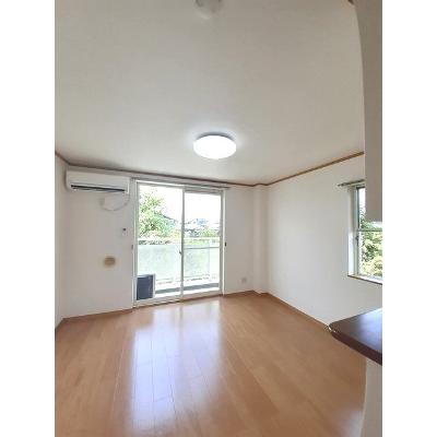フルールＭ２ 205【管理NO：1-011622601-02050】 ★家具家電は申し込み後に搬入しますの物件写真2