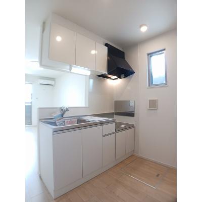 ロイヤルパークⅡ 102【管理NO：1-023509401-01020】 ★家具家電は申し込み後に搬入しますの物件写真3