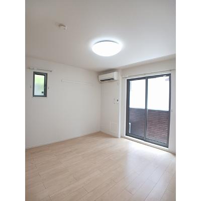エクセラン太田 101【管理NO：1-023244301-01010】 ★家具家電は申し込み後に搬入しますの物件写真2