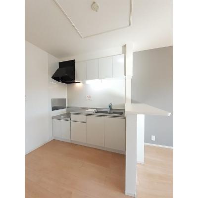 リバーサイド・三日月 205【管理NO：1-021869501-02050】 ★家具家電は申し込み後に搬入しますの物件写真3
