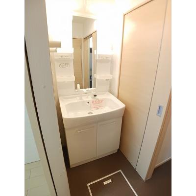 アスランリバーウエストＡ 202【管理NO：1-016734601-02020】 ★家具家電は申し込み後に搬入しますの物件写真6