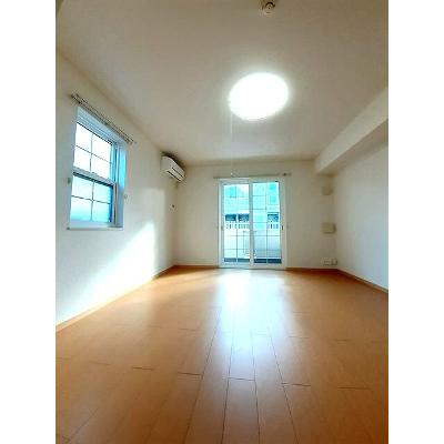 リバティハウスＢ 101【管理NO：1-016150102-01010】 ★家具家電は申し込み後に搬入しますの物件写真2