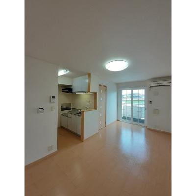 アミックスⅡＣ 102【管理NO：1-016149903-01020】 ★家具家電は申し込み後に搬入します 2026年08月下旬入居可能の物件写真2