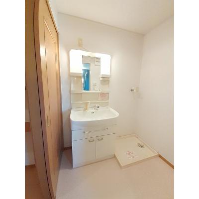 フォンモンターニュⅡＣ 103【管理NO：1-014582003-01030】 ★家具家電は申し込み後に搬入しますの物件写真6