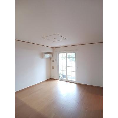 サンシャイン２１ 102【管理NO：1-013530001-01020】 ★家具家電は申し込み後に搬入しますの物件写真2