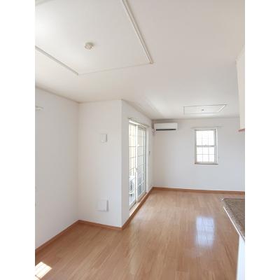 エトアール１８Ａ 103【管理NO：1-013143101-01030】 ★家具家電は申し込み後に搬入します★の物件写真2