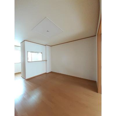 ＣＯＭＦＯＲＴ・Ｍ　Ｃ 102【管理NO：1-012538601-01020】 ★家具家電は申し込み後に搬入します★の物件写真2