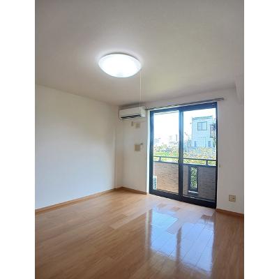 オリンピック 103【管理NO：1-012373101-01030】 ★家具家電は申し込み後に搬入します★の物件写真2