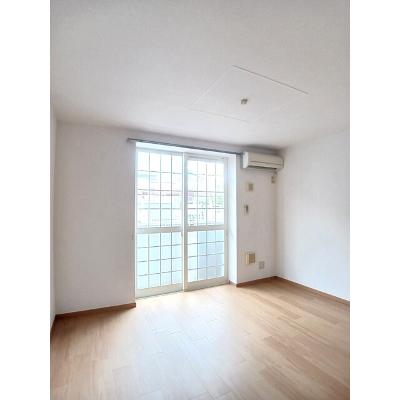 エスポワールＢ 102【管理NO：1-012313302-01020】 ★家具家電は申し込み後に搬入しますの物件写真2