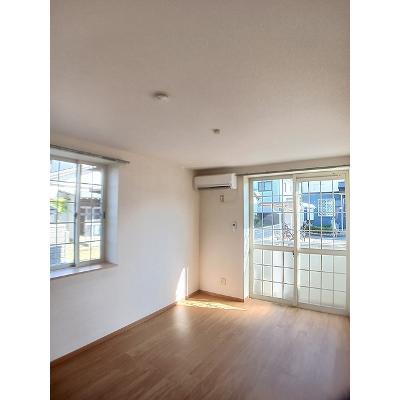 ラフィネ・メゾンＤ 101【管理NO：1-011396902-01010】 ★家具家電は申し込み後に搬入します★の物件写真2