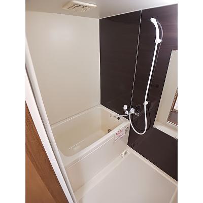 レジデンス・Ｆ 202【管理NO：1-011194701-02020】 ★家具家電は申し込み後に搬入します★の物件写真4