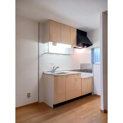 エルディム森Ⅰ 102【管理NO：1-001400501-01020】 ★家具家電は申し込み後に搬入しますの物件写真3