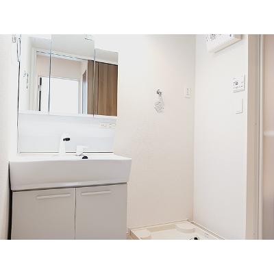 グロウヒルズ 302【管理NO：1-028443301-03020】 ★家具家電は申し込み後に搬入しますの物件写真6