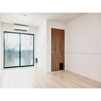 グロウヒルズ 102【管理NO：1-028443301-01020】 ★家具家電は申し込み後に搬入しますの物件写真2