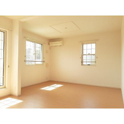 ヒル・コンセールＢ 204【管理NO：1-016651202-02040】 ★家具家電は申し込み後に搬入しますの物件写真2