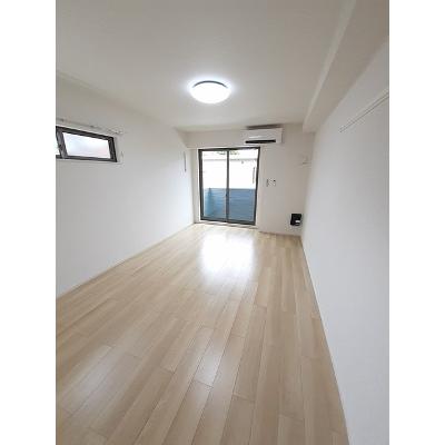 プレミール 101【管理NO：1-026331101-01010】 ★家具家電は申し込み後に搬入します 2026年07月上旬入居可能の物件写真2