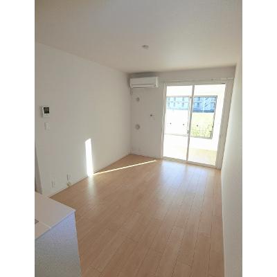 ベルアンドロスＢ 101【管理NO：1-024533702-01010】 ★家具家電は申し込み後に搬入しますの物件写真2