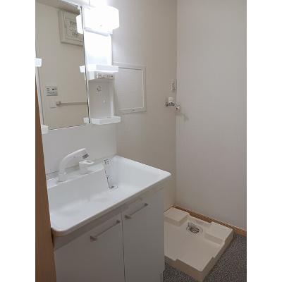ナリッシュ 203【管理NO：1-019903401-02030】 ★家具家電は申し込み後に搬入しますの物件写真6