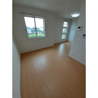 カーサ・イリーデⅡ 203【管理NO：1-018852301-02030】 ★家具家電は申し込み後に搬入します★の物件写真2